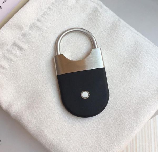 luxury designer key rings keychain for men steel leather keyring gift with box8407526, Slivery;golden
luxury designer key rings keychain for men steel leather keyring gift with box8407526, Slivery;golden