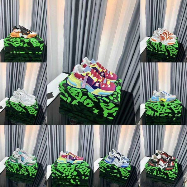 2023 new designer fashion boot casual shoes trainers black white silver metallic ivory blue moonbeam sea salt men women platform athletic
2023 new designer fashion boot casual shoes trainers black white silver metallic ivory blue moonbeam sea salt men women platform athletic