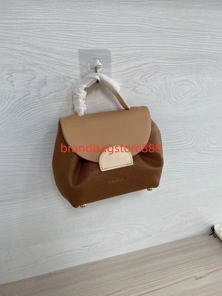 the latest palm print leather handbag niche shoulder bag fashion smiley bag crossbody bag
the latest palm print leather handbag niche shoulder bag fashion smiley bag crossbody bag