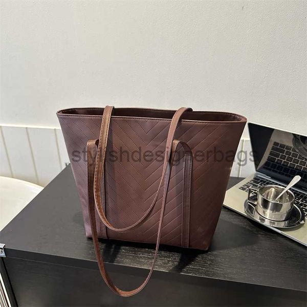 shoulder bags simple commuting bag large capacity shoulder bag for women 2023 new tote bag temperament bucket bagstylishdesignerbags
shoulder bags simple commuting bag large capacity shoulder bag for women 2023 new tote bag temperament bucket bagstylishdesignerbags