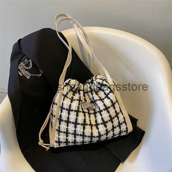 shoulder baobao women's early spring 2023 new fashion student handheld checker tote versatile large capacity one bagstylishhandbagsstor
shoulder baobao women's early spring 2023 new fashion student handheld checker tote versatile large capacity one bagstylishhandbagsstor