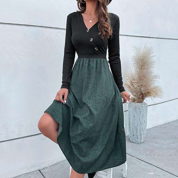 wholesale autumn and winter womens long sleeved color matching dress, Black;gray
wholesale autumn and winter womens long sleeved color matching dress, Black;gray
