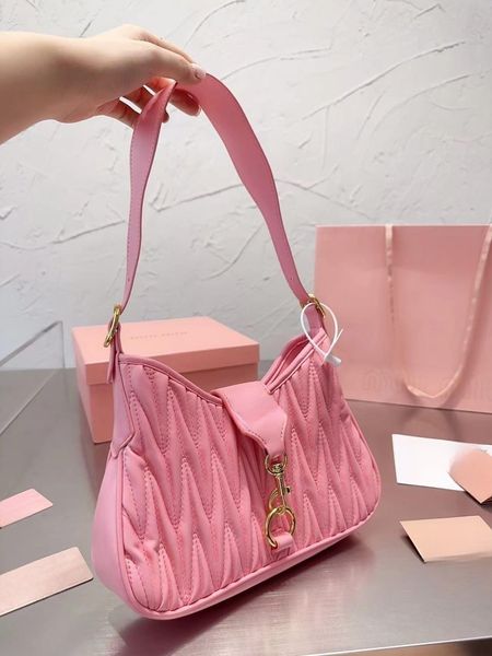 2023 handle miui handbag designers wallet shoulder crossbody bag marn purse tote one handle clutch bags women luxury shoulder bag wrinkle br
2023 handle miui handbag designers wallet shoulder crossbody bag marn purse tote one handle clutch bags women luxury shoulder bag wrinkle br