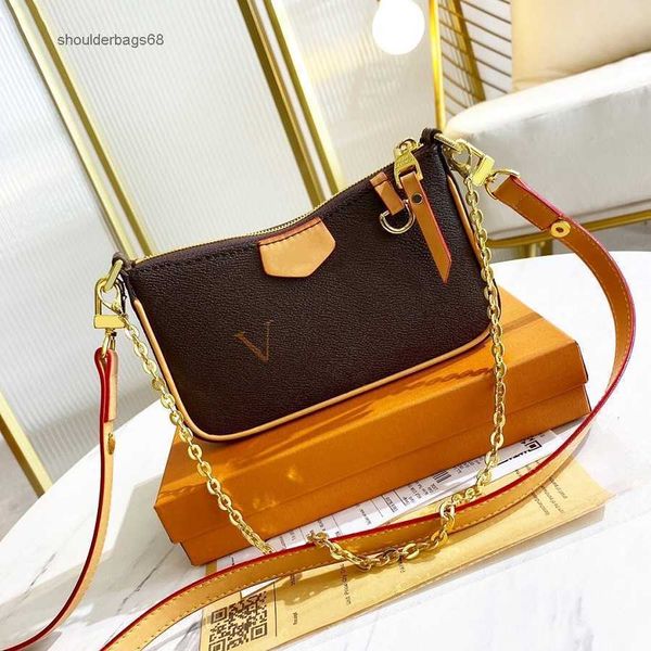 2023 simple crossbody bag luxury design handbag women's classic trend simple flip women's hand chain bag leather women's chec
2023 simple crossbody bag luxury design handbag women's classic trend simple flip women's hand chain bag leather women's chec