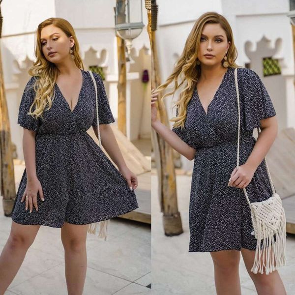 summer mid length waist retractive v neck floral dress sweet slimming large for women, Black;gray
summer mid length waist retractive v neck floral dress sweet slimming large for women, Black;gray