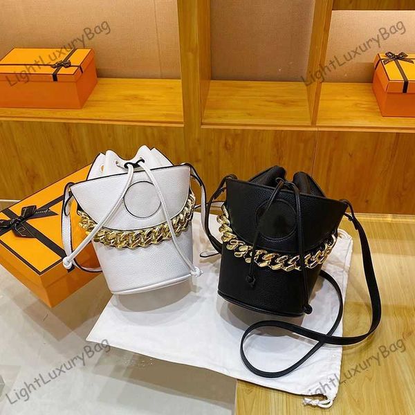 designer mini snake hair bucket bag drawstring crossbody bag fashion thick chain shoulder tote women leather luxury handbags classic mobile
designer mini snake hair bucket bag drawstring crossbody bag fashion thick chain shoulder tote women leather luxury handbags classic mobile