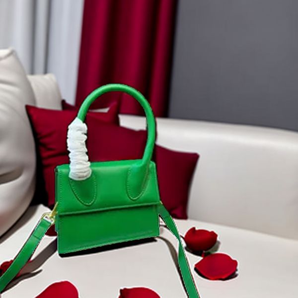 2023 sales chart boutique green cowhide women's bag new green flap unique appearance luxury fashion casual one shoulder crossbody handb
2023 sales chart boutique green cowhide women's bag new green flap unique appearance luxury fashion casual one shoulder crossbody handb