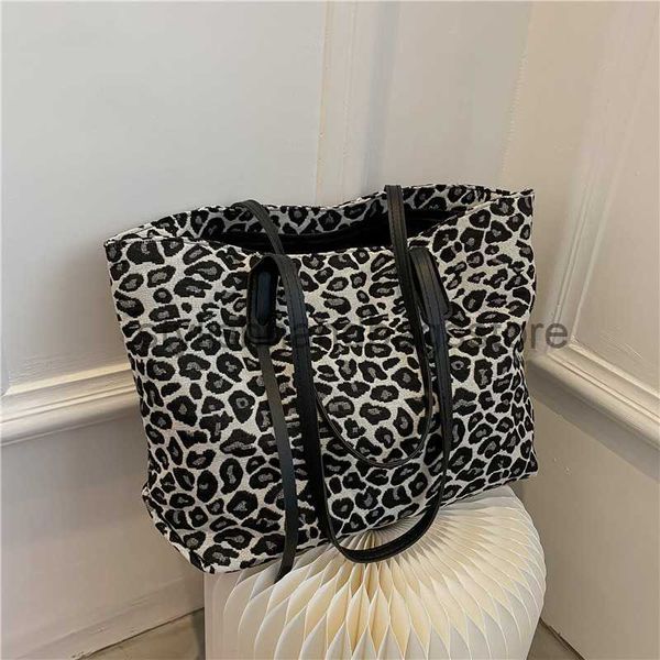 shoulder autumn and winter new women's 2023 korean version fashion high capacity one bucket texture trend leopard print tote bagstylish
shoulder autumn and winter new women's 2023 korean version fashion high capacity one bucket texture trend leopard print tote bagstylish