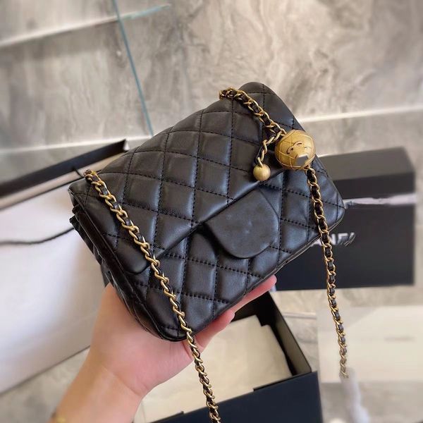 designer women's bag cowhide premium letter tramp underarm bag oblique span mini hand saddle bag leather horizontal chain gift box
designer women's bag cowhide premium letter tramp underarm bag oblique span mini hand saddle bag leather horizontal chain gift box