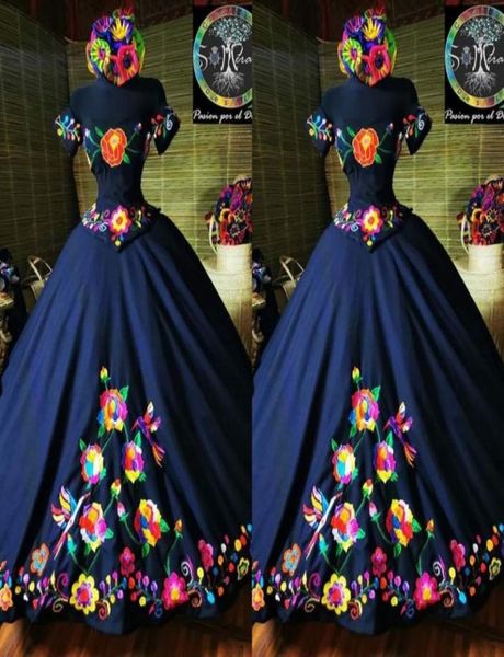 2022 fashion charro mexico quinceanera dresses navy blue embroidered off the shoulder satin corset back sweet 15 girls prom dress 8823975, Blue;red
2022 fashion charro mexico quinceanera dresses navy blue embroidered off the shoulder satin corset back sweet 15 girls prom dress 8823975, Blue;red