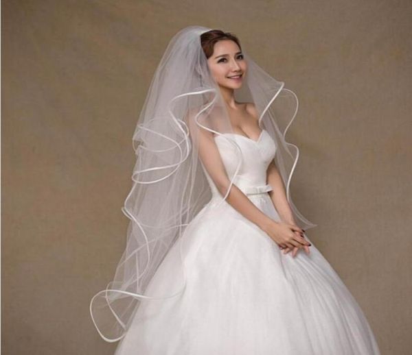 simple elegant tulle wedding bridal veils four layers with comb elbow length veils for wedding bride8208450, Black
simple elegant tulle wedding bridal veils four layers with comb elbow length veils for wedding bride8208450, Black