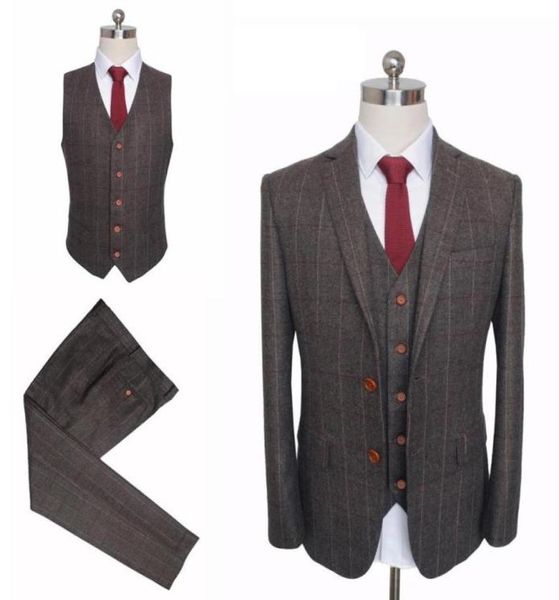 handsome suits three pieces notched lapel designer wedding tuxedos two button gold mens jacket vest and pants58150645360333, Black;gray
handsome suits three pieces notched lapel designer wedding tuxedos two button gold mens jacket vest and pants58150645360333, Black;gray