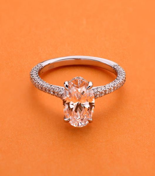 25 carat oval cut simulated diamond engagement wedding sterling silver ring 4 prongs elegant jewelry for women cx2006111585130, Slivery;golden
25 carat oval cut simulated diamond engagement wedding sterling silver ring 4 prongs elegant jewelry for women cx2006111585130, Slivery;golden