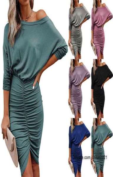 2021 autumn winter new women039s long sleeved middle skirt solid color slant shoulder slim fit wrinkled hip wrap dress1044656, Black;gray
2021 autumn winter new women039s long sleeved middle skirt solid color slant shoulder slim fit wrinkled hip wrap dress1044656, Black;gray