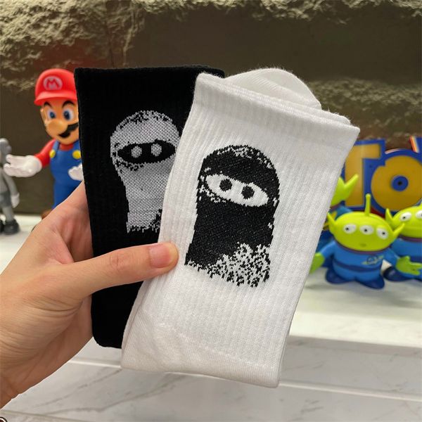 man printed skateboard socks men women cotton socks couples sweat socks, Black
man printed skateboard socks men women cotton socks couples sweat socks, Black