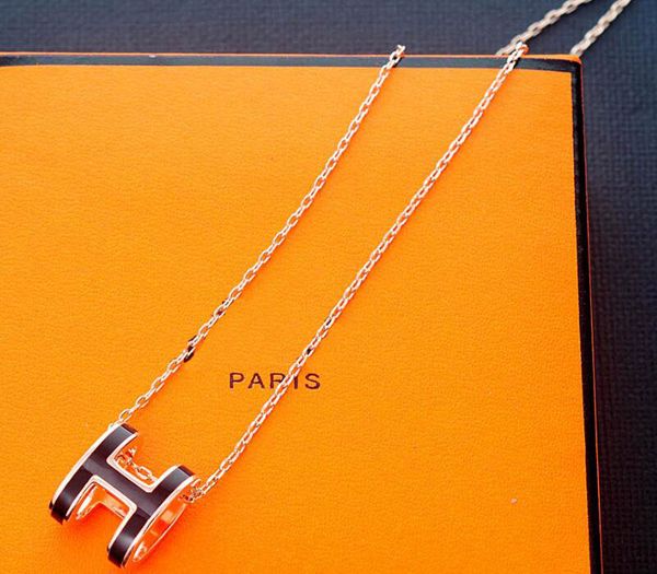 realfine888 5a hm pendant necklace in gold&rose gold iconic jewelry luxury designer for woman with box, Silver
realfine888 5a hm pendant necklace in gold&rose gold iconic jewelry luxury designer for woman with box, Silver