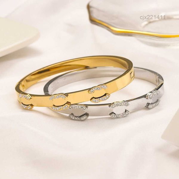bracelets bangle luxury designer bracelet crystal plated stainless steel wedding lovers gift mqd8, Golden;silver
bracelets bangle luxury designer bracelet crystal plated stainless steel wedding lovers gift mqd8, Golden;silver