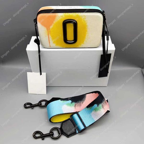 tote bag wallets camera colored wide strap single shoulder crossbody small square fashion versatile women brown designer bags handbag high q
tote bag wallets camera colored wide strap single shoulder crossbody small square fashion versatile women brown designer bags handbag high q