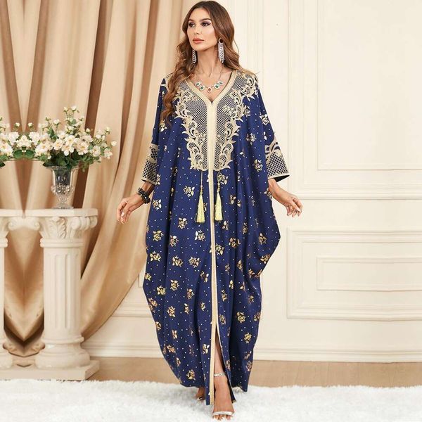 muslim womens middle eastern long sleeve stitching bat tassel large size dress spring and summer collection, Black;gray
muslim womens middle eastern long sleeve stitching bat tassel large size dress spring and summer collection, Black;gray