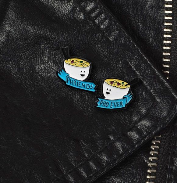 2pcs cartoon phriends pho ever white bowl face blue ribbon fashion tea cup badge pin cartoon cute costume jewelry gifts9454904
2pcs cartoon phriends pho ever white bowl face blue ribbon fashion tea cup badge pin cartoon cute costume jewelry gifts9454904