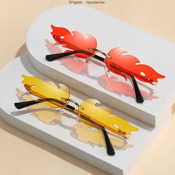 1pair unique fire flame shape sunglasses y2k vintage wave rimless narrow eyewear uv400 outdoor sun glasses cycling accessories, White;black
1pair unique fire flame shape sunglasses y2k vintage wave rimless narrow eyewear uv400 outdoor sun glasses cycling accessories, White;black