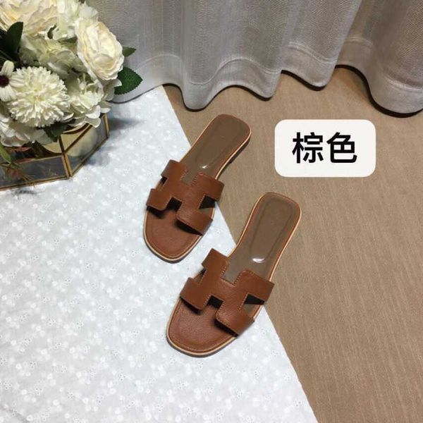 bear color versatile sandal designer slipper oran women's summer slippers herm shoes matching leather one line for tourism wear flat bo
bear color versatile sandal designer slipper oran women's summer slippers herm shoes matching leather one line for tourism wear flat bo