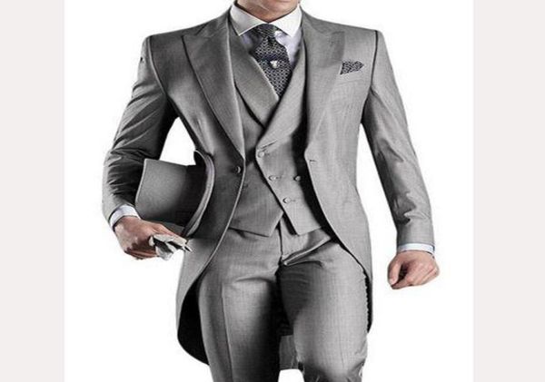 2018 gray wedding tailcoat for groom wear peaked lapel one button three piece custom made groomsmen men suits jacket pants vest3843575, Black;gray
2018 gray wedding tailcoat for groom wear peaked lapel one button three piece custom made groomsmen men suits jacket pants vest3843575, Black;gray
