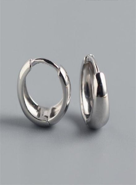 letter design earrings circle simple new fashion stud womens hoop earring for woman 2 color9137813, Golden;silver
letter design earrings circle simple new fashion stud womens hoop earring for woman 2 color9137813, Golden;silver