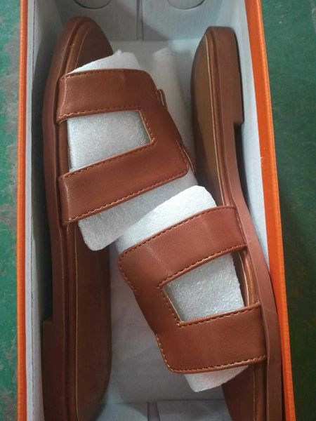 designer beach slipper oran sandals slides slippers women's summer fashion outwear outdoor flat bottom drag on water diamond mesh red v
designer beach slipper oran sandals slides slippers women's summer fashion outwear outdoor flat bottom drag on water diamond mesh red v