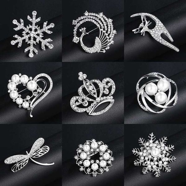pins brooches vintage snowflake crown brooches rhinestones flower dragonfly brooch for female christmas gift for women hkd230807, Gray
pins brooches vintage snowflake crown brooches rhinestones flower dragonfly brooch for female christmas gift for women hkd230807, Gray
