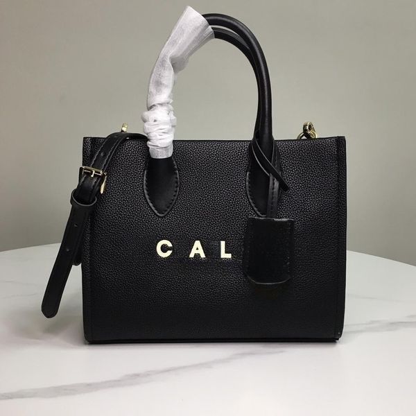 designer bag tote bag shoulder bag fashion mini crossbody bag high-end leather shoulder back crossbody bag shopping casual
designer bag tote bag shoulder bag fashion mini crossbody bag high-end leather shoulder back crossbody bag shopping casual