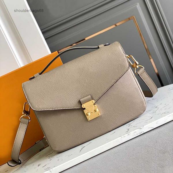 designer messenger bag 10a mirror quality crossbody bag women shoulder bags genuine leather handbag with box l018
designer messenger bag 10a mirror quality crossbody bag women shoulder bags genuine leather handbag with box l018