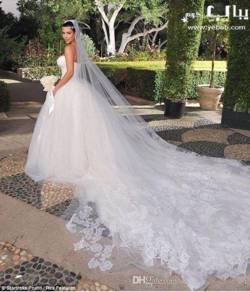 kim kardashian wedding veil 35 meter long tulle with applique inspired bridal veil5531889, Black
kim kardashian wedding veil 35 meter long tulle with applique inspired bridal veil5531889, Black