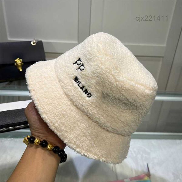 ball faux fur fluffy wool bucket winter designer baseball hat warm sunhats black white snow qrpa, Blue;gray
ball faux fur fluffy wool bucket winter designer baseball hat warm sunhats black white snow qrpa, Blue;gray