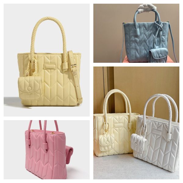 cool and elegant bag, chic bag, clever bag, beautiful bag crossbody bag shopping handbag designer bag women shopping handbag shoulder bags f
cool and elegant bag, chic bag, clever bag, beautiful bag crossbody bag shopping handbag designer bag women shopping handbag shoulder bags f