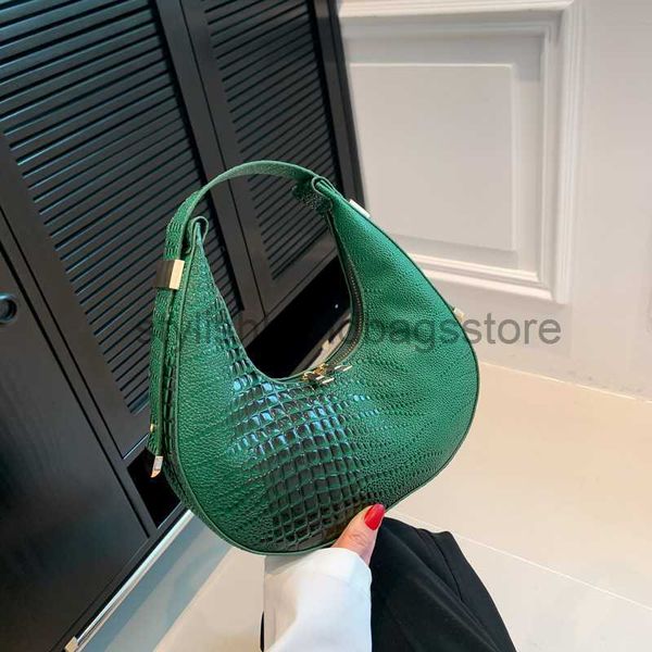 shoulder fashionable and minimalist for women 2023 summer new leisure commuting underarm single shoulder niche trend crescent moon bagstylis
shoulder fashionable and minimalist for women 2023 summer new leisure commuting underarm single shoulder niche trend crescent moon bagstylis