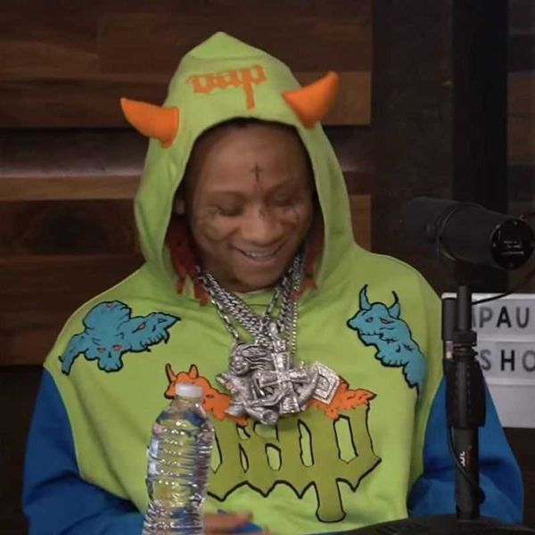 designer fashion clothing men's sweatshirts hoodies trippie redd demons at play black hoodie with patchwork oxtail
designer fashion clothing men's sweatshirts hoodies trippie redd demons at play black hoodie with patchwork oxtail