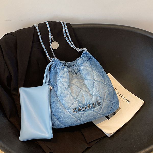 wholesale ladies shoulder bags this year popular comfortable lightweight denim bucket bag daily joker blue canvas handbag embroidered plaid, Black;red
wholesale ladies shoulder bags this year popular comfortable lightweight denim bucket bag daily joker blue canvas handbag embroidered plaid, Black;red