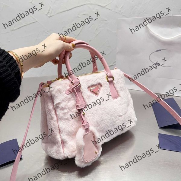 p bag women's trendy new large capacity woolen handbag foreign style personality cross body women's bag u7e3
p bag women's trendy new large capacity woolen handbag foreign style personality cross body women's bag u7e3