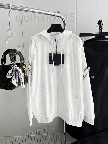 women's jackets designer summer new casual sports style simple fashion lightweight breathable embroidery hooded coat a8s9, Black;brown
women's jackets designer summer new casual sports style simple fashion lightweight breathable embroidery hooded coat a8s9, Black;brown