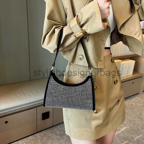 shoulder bags 2023 spring/summer new trend fashion women's shoulder bag versatile mesh red underarm bag casual rhinestone stick bagstyl
shoulder bags 2023 spring/summer new trend fashion women's shoulder bag versatile mesh red underarm bag casual rhinestone stick bagstyl