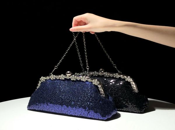 2022 clutch female banquet ladies fashion sequined evening handbag messenger dress bag cheongsam small handbag2759733, Black
2022 clutch female banquet ladies fashion sequined evening handbag messenger dress bag cheongsam small handbag2759733, Black
