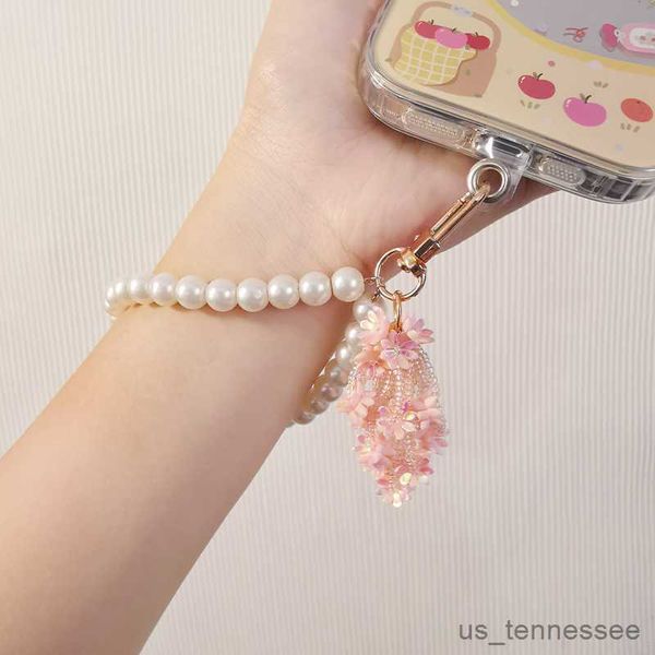 Image of Cell Straps Charms Mobile Strap Short Wrist Strap Pearl Tassel Handmade Beaded Pendant Women&#039;s Chain Round Bead Chain Anti Loss Strap R230807