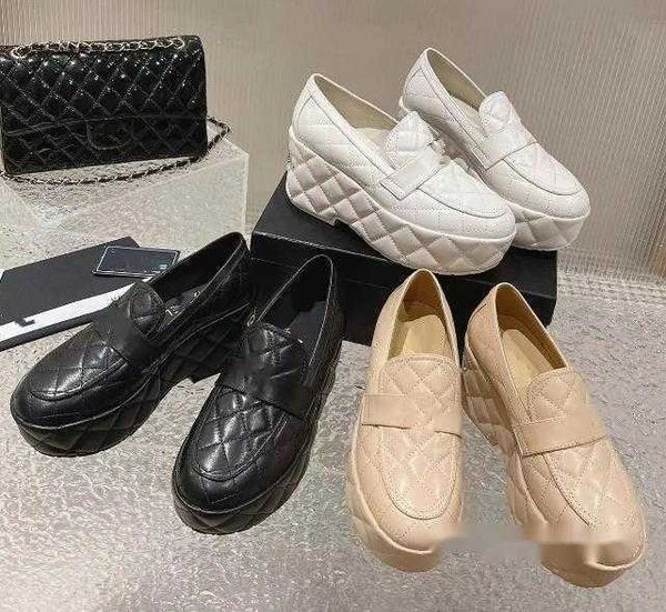 thick-heeled shoes small fashion women's shoes new french mary jane., Black;white
thick-heeled shoes small fashion women's shoes new french mary jane., Black;white