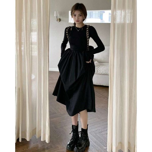 autumn style hollowed out knitted long sleeved dress womens temperament slim fitting, Black;gray
autumn style hollowed out knitted long sleeved dress womens temperament slim fitting, Black;gray