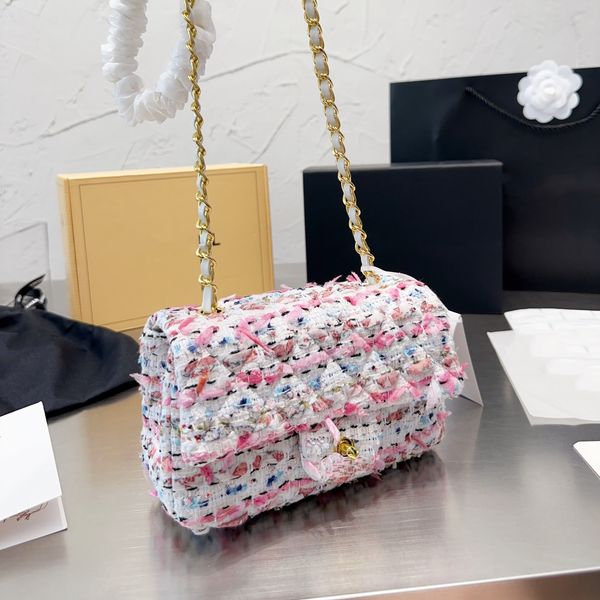 luxury women messenger handbag girls designer fanshion classic totes bag travelling shoulder elegant crossbody bags
luxury women messenger handbag girls designer fanshion classic totes bag travelling shoulder elegant crossbody bags