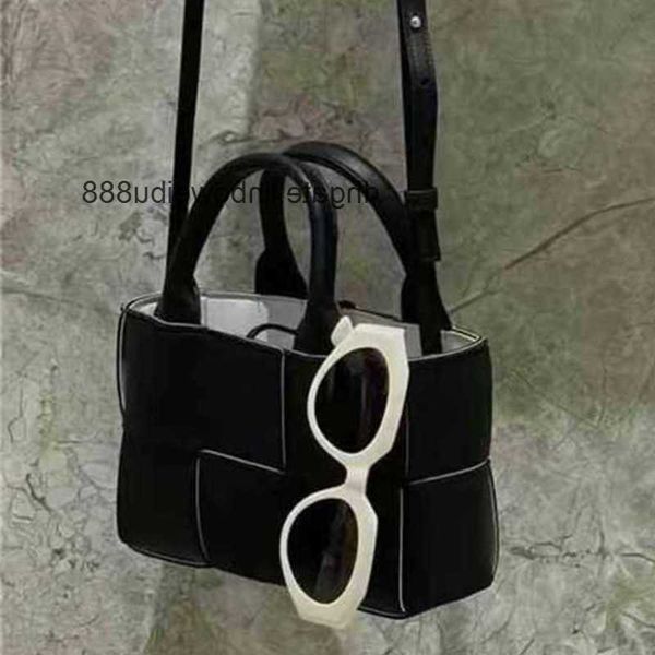 mini abottegas totes vneta bags bag arco jodie tote designer woven one candy shoulder cross color handbag shoulder bags hbgk
mini abottegas totes vneta bags bag arco jodie tote designer woven one candy shoulder cross color handbag shoulder bags hbgk