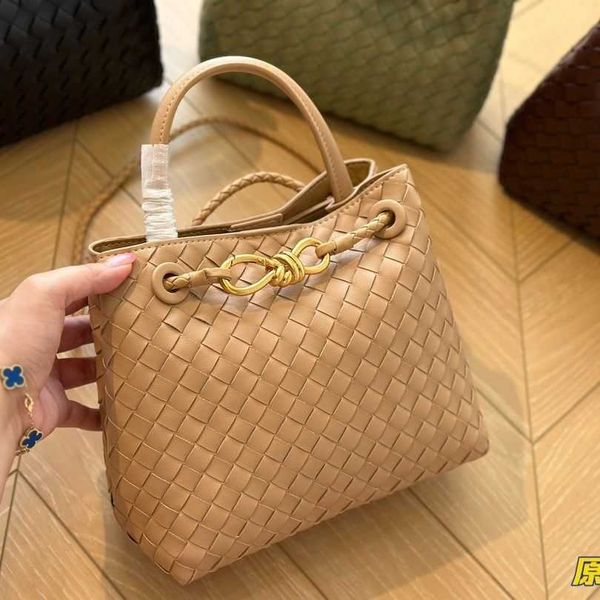 andiamo bag botegas purse version leather woven designer cabbage basket with hand held crossbody pure 27qk 
andiamo bag botegas purse version leather woven designer cabbage basket with hand held crossbody pure 27qk