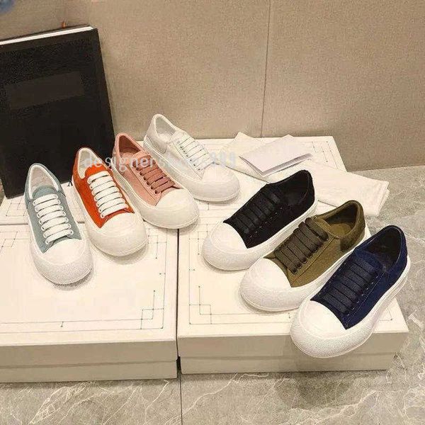 luxury brand canvas shoes thick sole increase men's shoes and women's shoes breathable casual fashion small white shoelace box, Black
luxury brand canvas shoes thick sole increase men's shoes and women's shoes breathable casual fashion small white shoelace box, Black