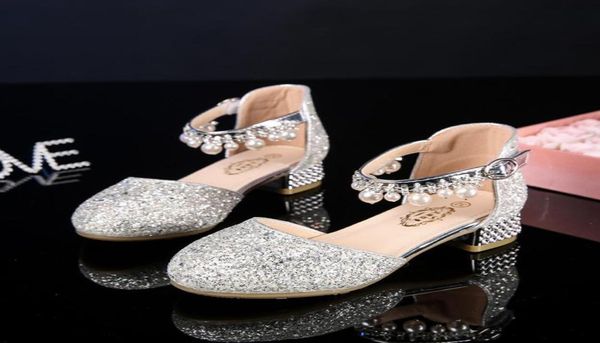 princess kids leather shoes for girls flower casual glitter children high heel girls shoes pink silver sandals kids 2011134626264, Black;red
princess kids leather shoes for girls flower casual glitter children high heel girls shoes pink silver sandals kids 2011134626264, Black;red